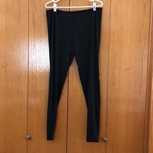 Black ClimateRight by CuddlDuds leggings, sz L